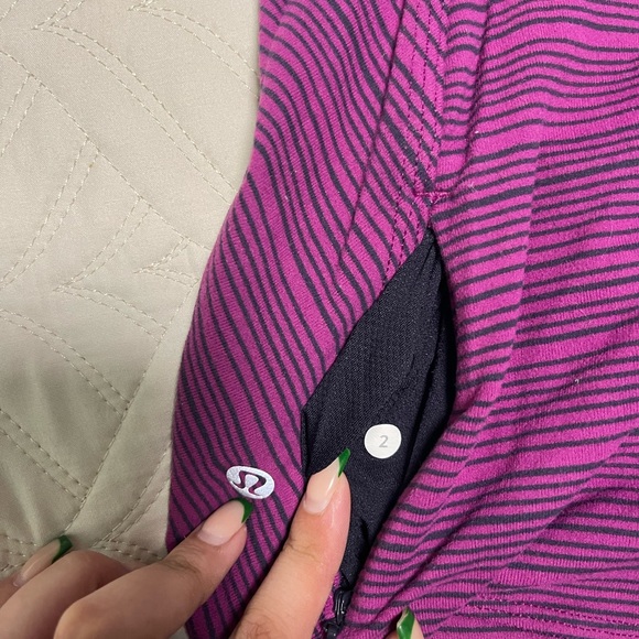 Lulu lemmon longsleeve top - Picture 3 of 5